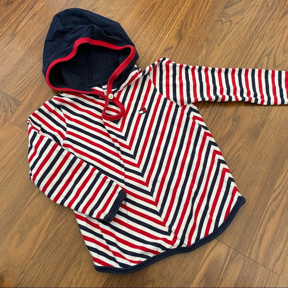 Size 4t Tommy Hilfiger top with hood